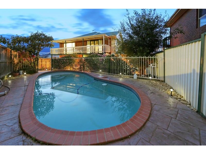 5 Anniversary Place, Rowville VIC 3178