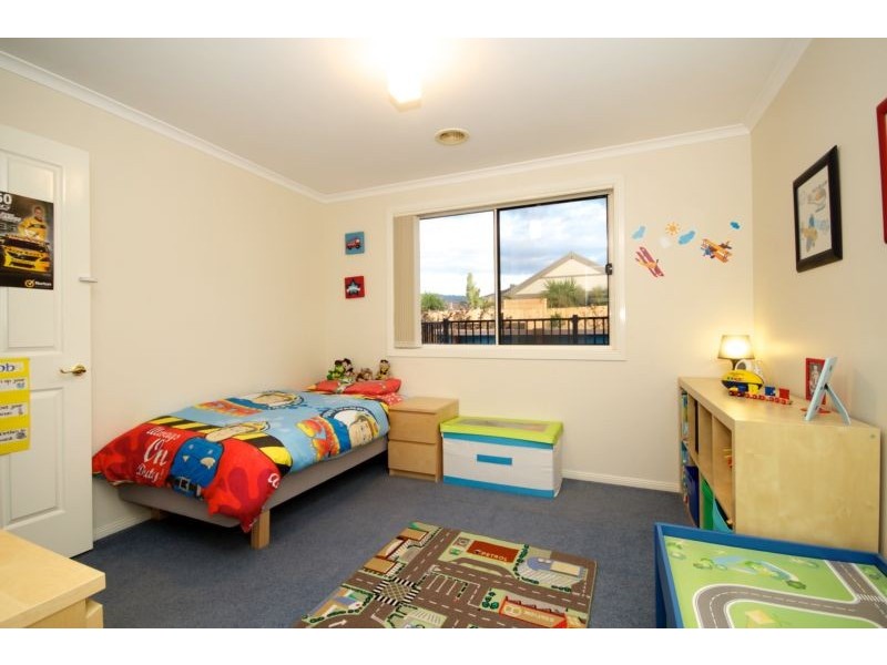 27 Ellendale Street, Rowville VIC 3178