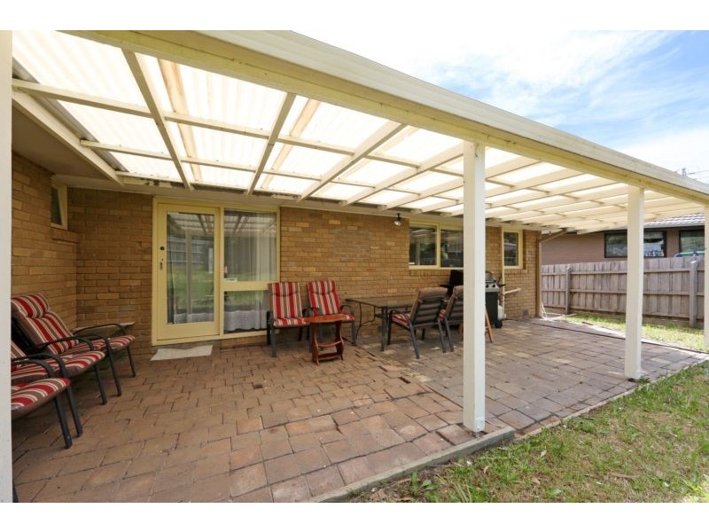 2 Cambden Park Parade, Ferntree Gully VIC 3156