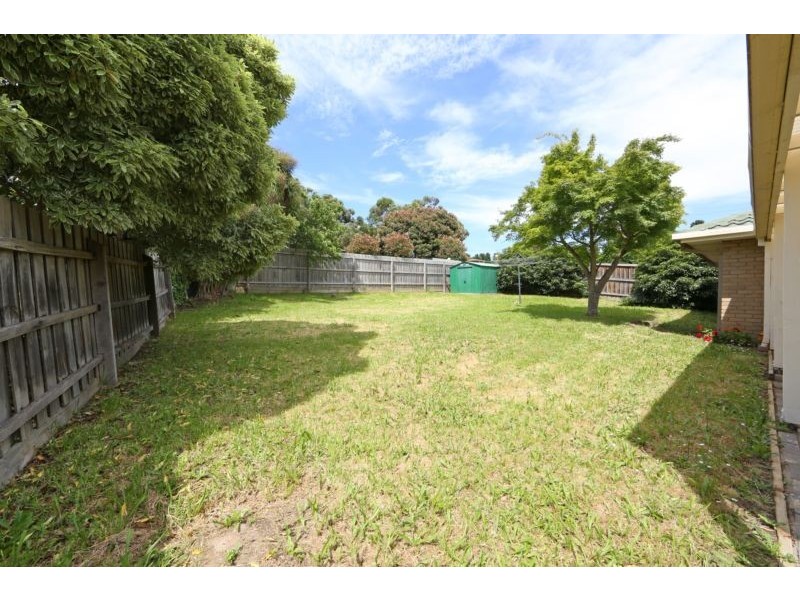 2 Cambden Park Parade, Ferntree Gully VIC 3156