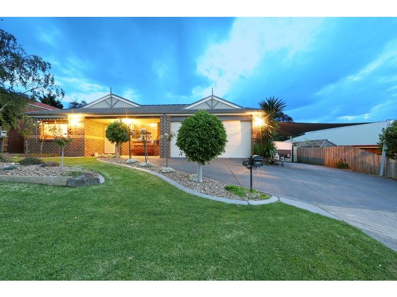 18 Harry Nance Close, Lysterfield VIC 3156