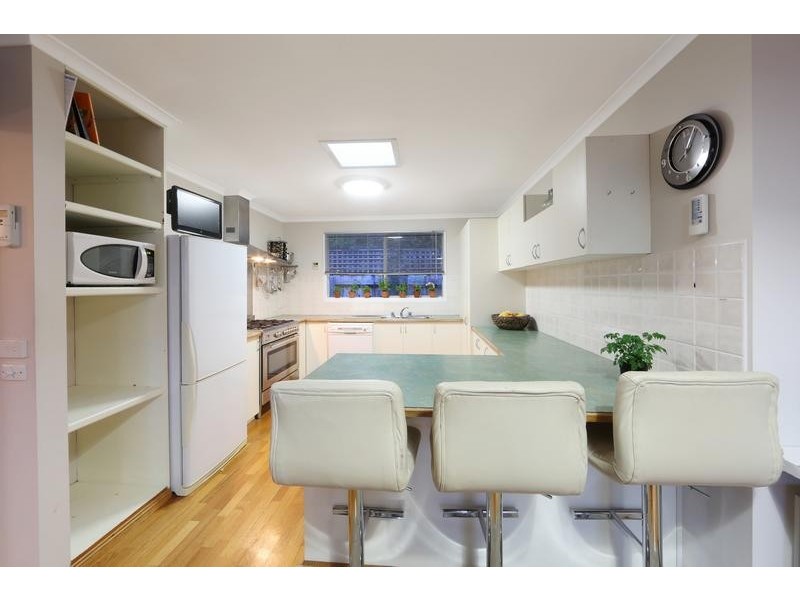 18 Harry Nance Close, Lysterfield VIC 3156