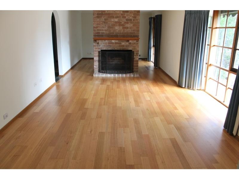 1 Laanecorrie Drive, Lysterfield VIC 3156