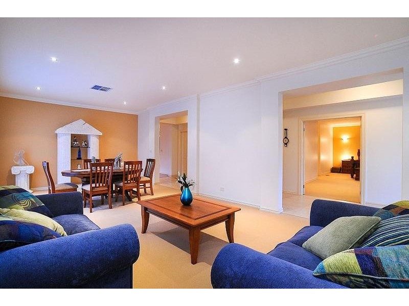 9 Gleeson Avenue, Lysterfield VIC 3156