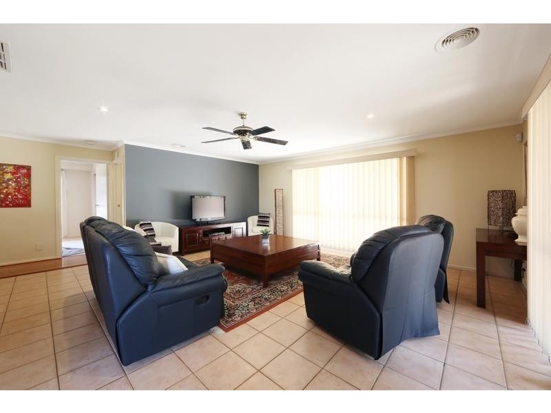 3 Emperor Place, Rowville VIC 3178