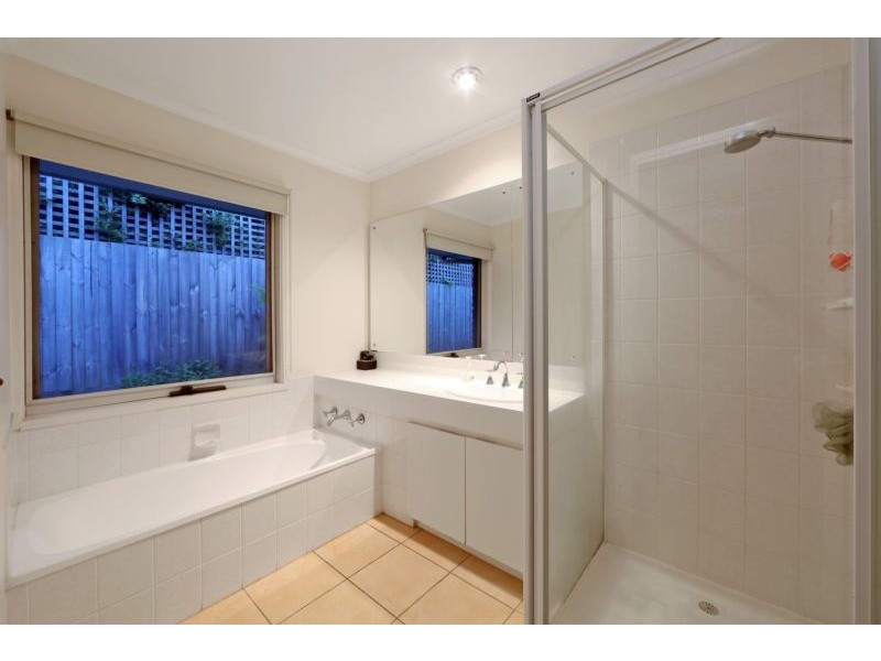 43 Clondara Drive, Rowville VIC 3178