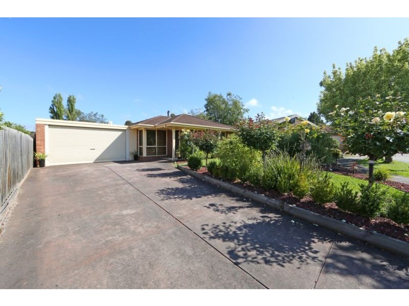 3 Newlyn Court, Lysterfield VIC 3156