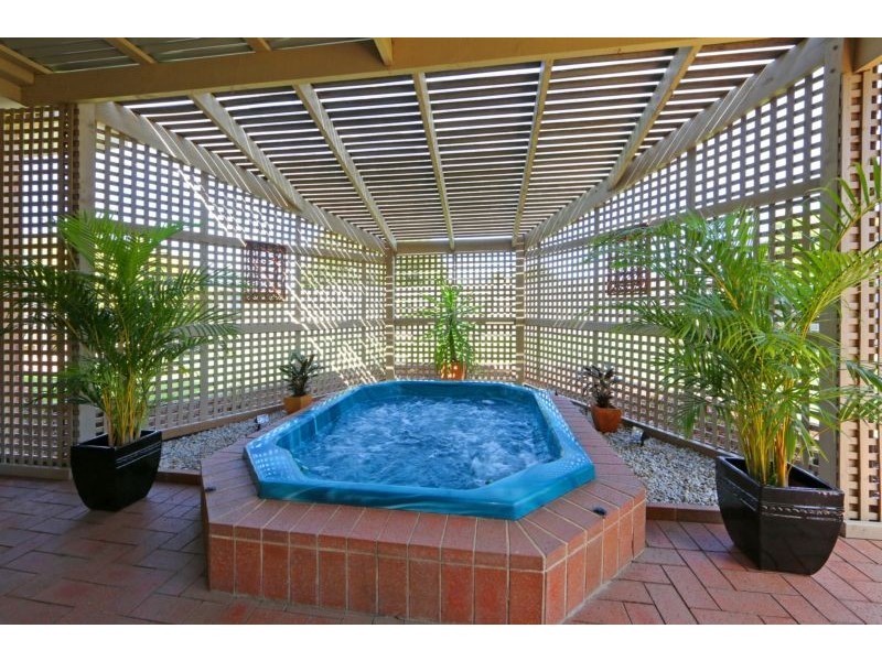 1 Segarta Circuit, Ferntree Gully VIC 3156