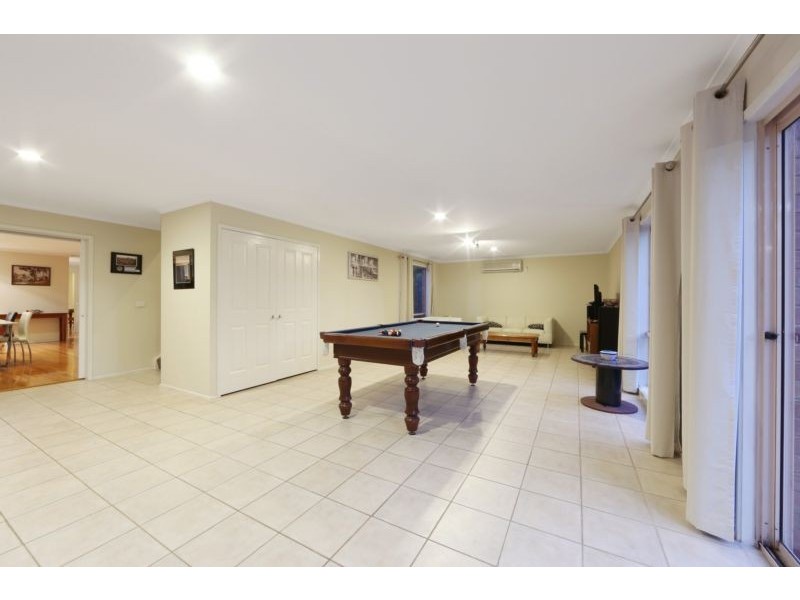 4 Ravenscourt Close, Rowville VIC 3178