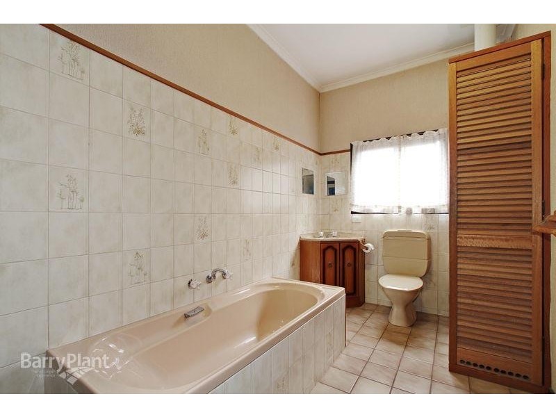 7 Schneider Street, Ferntree Gully VIC 3156