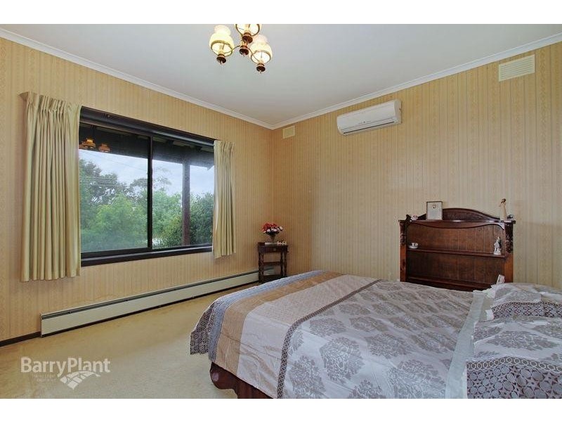 7 Schneider Street, Ferntree Gully VIC 3156