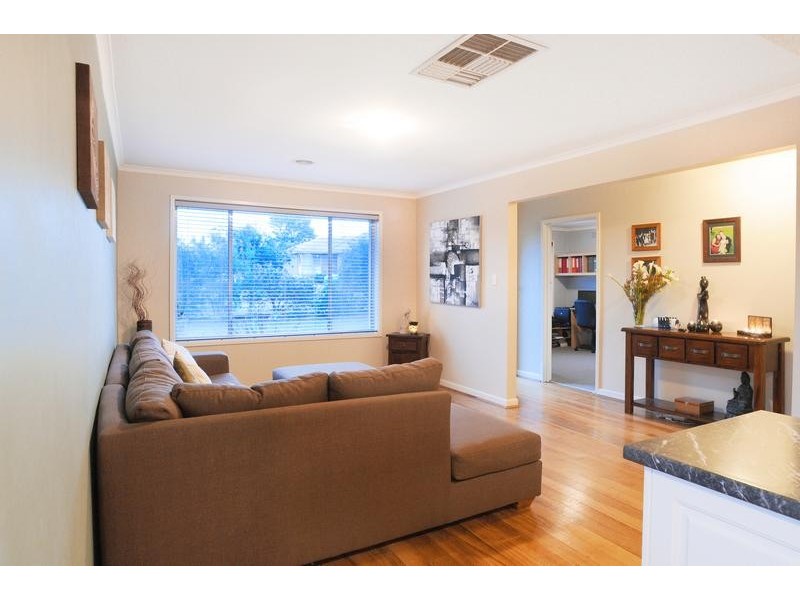 21 Kingston Street, Ferntree Gully VIC 3156