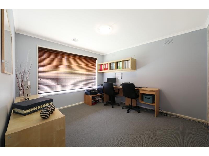 21 Kingston Street, Ferntree Gully VIC 3156