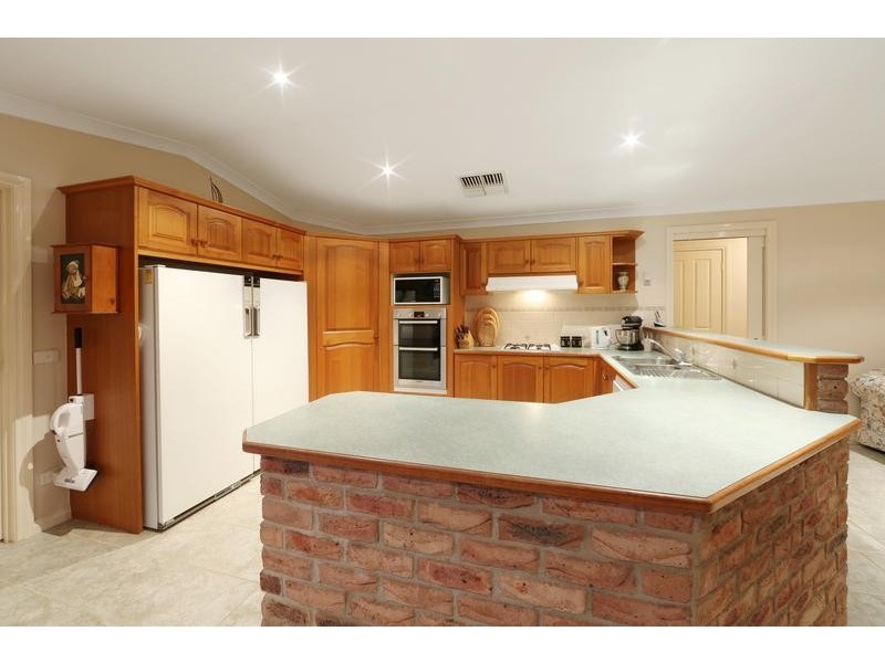 5 Dunscombe Close, Rowville VIC 3178