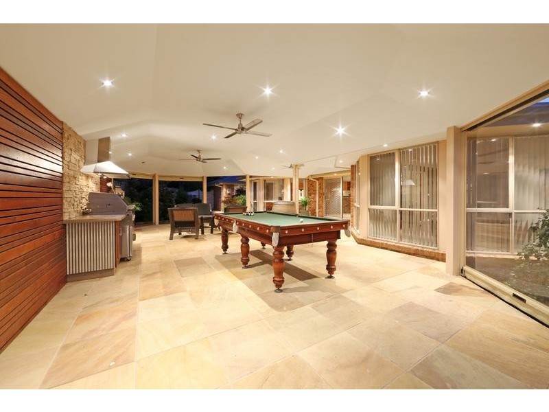 5 Dunscombe Close, Rowville VIC 3178