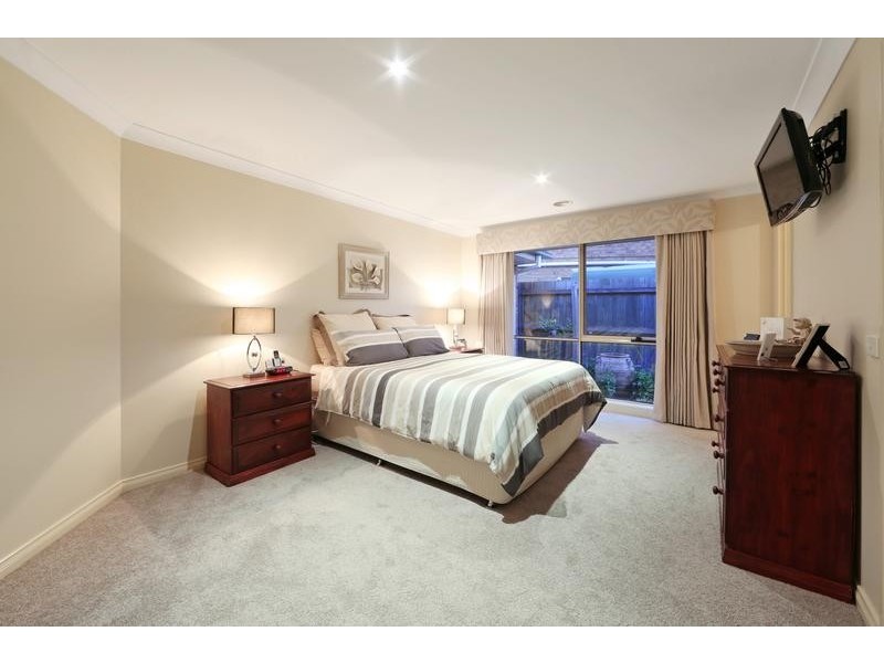 5 Dunscombe Close, Rowville VIC 3178