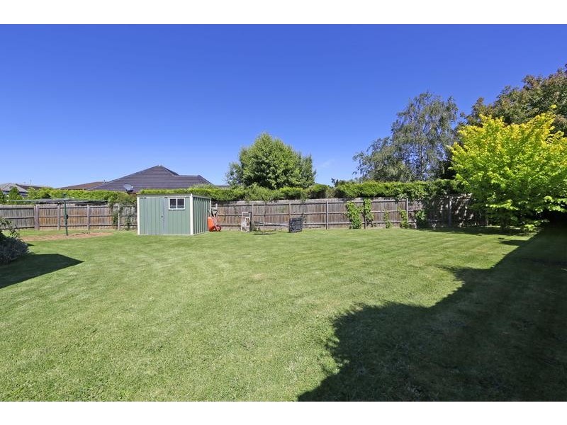 5 Dunscombe Close, Rowville VIC 3178