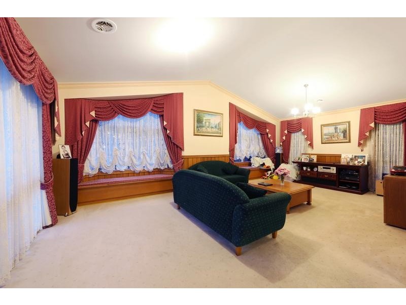 44 Ling Drive, Rowville VIC 3178