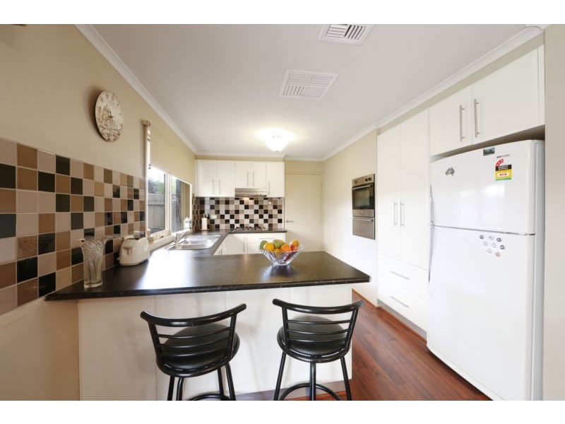 7 Lakesfield Drive, Lysterfield VIC 3156