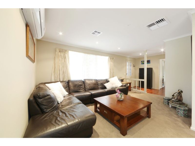 7 Lakesfield Drive, Lysterfield VIC 3156