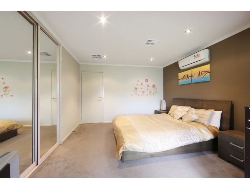 7 Lakesfield Drive, Lysterfield VIC 3156