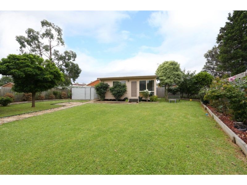7 Lakesfield Drive, Lysterfield VIC 3156