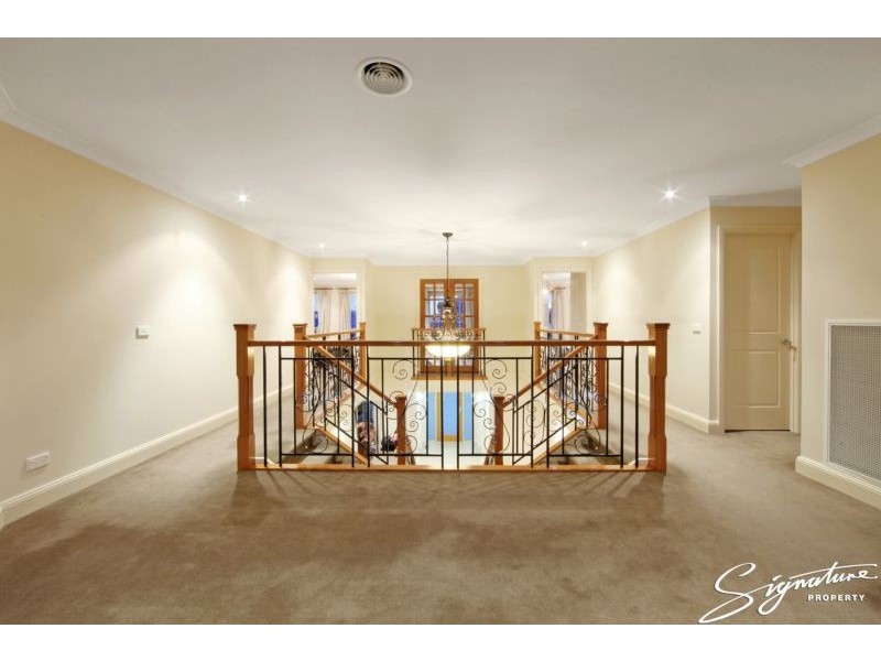 77 Langhorne Crescent, Rowville VIC 3178