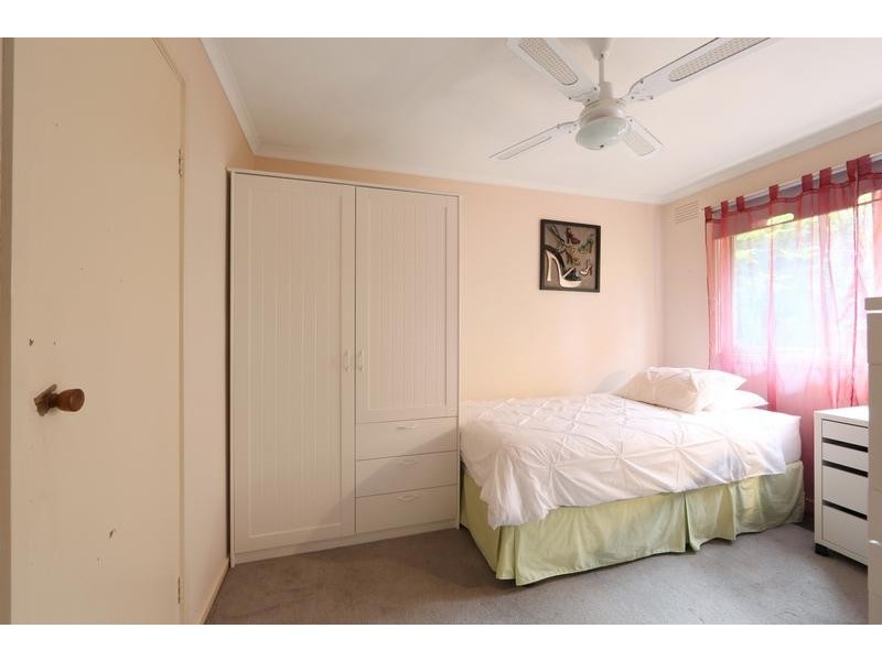 11 Malmsbury Crescent, Rowville VIC 3178