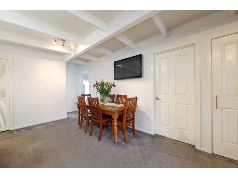 8 Jenhill Court, Rowville VIC 3178