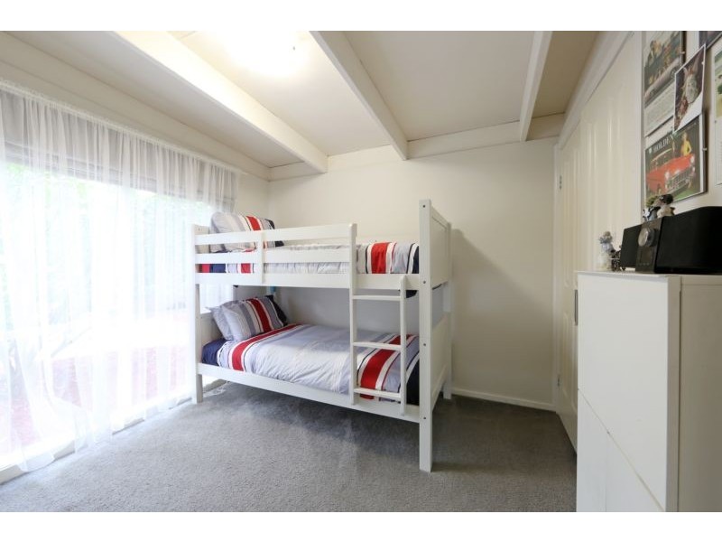 8 Jenhill Court, Rowville VIC 3178