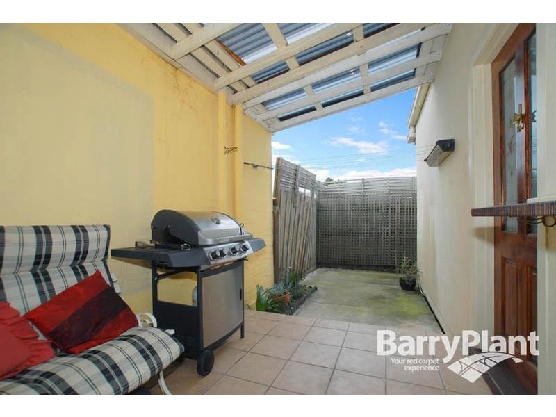 1/7 Fox Street, Dandenong VIC 3175
