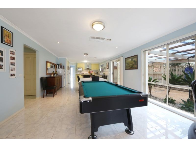 65 Fairway Drive, Rowville VIC 3178