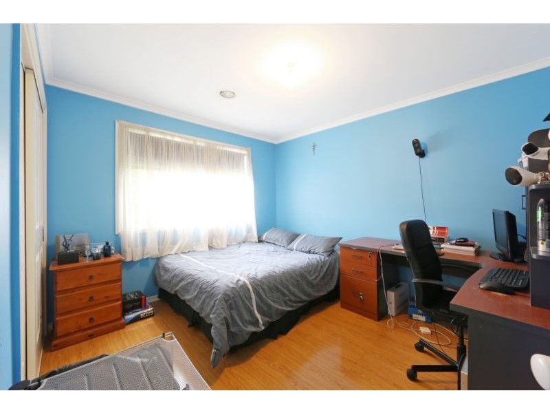 65 Fairway Drive, Rowville VIC 3178