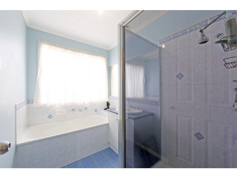 65 Fairway Drive, Rowville VIC 3178