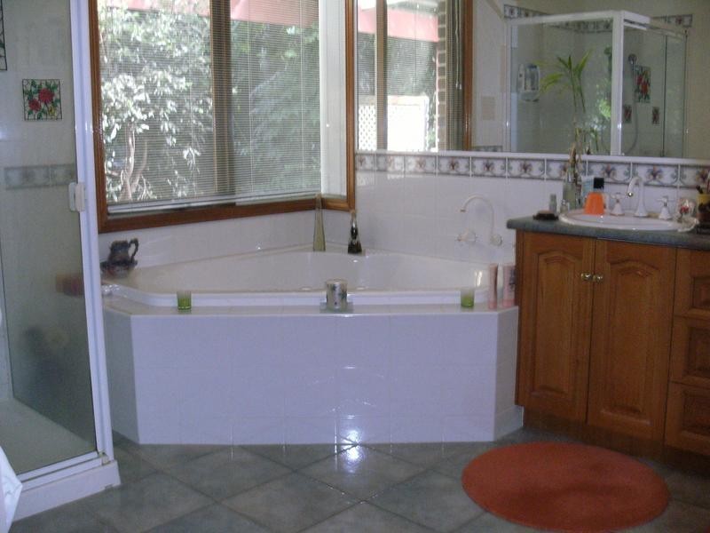 4 Talisman Place, Lysterfield VIC 3156