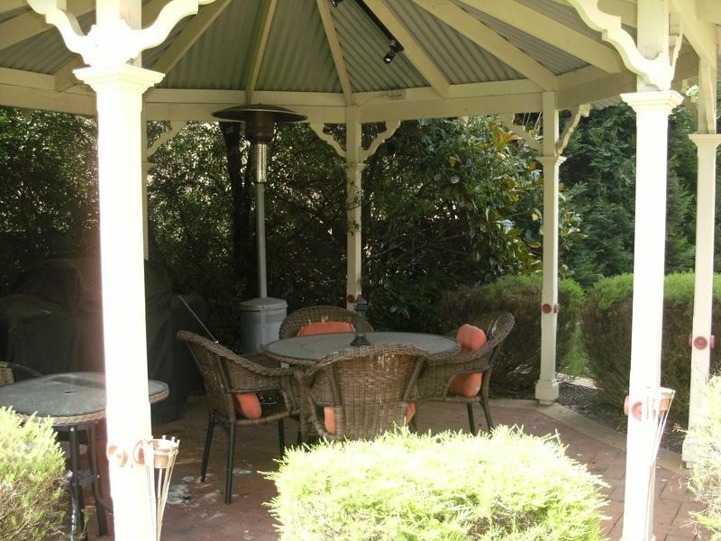 4 Talisman Place, Lysterfield VIC 3156