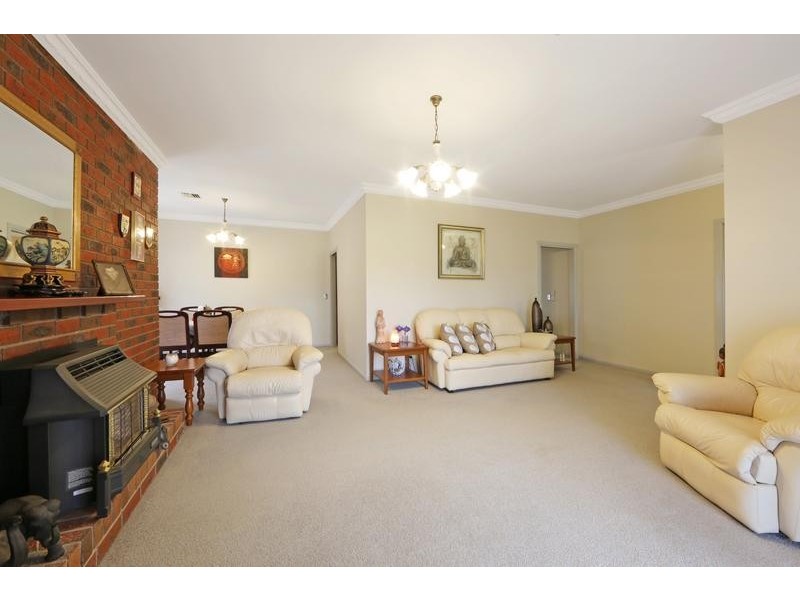 8 Kincaid Court, Ferntree Gully VIC 3156