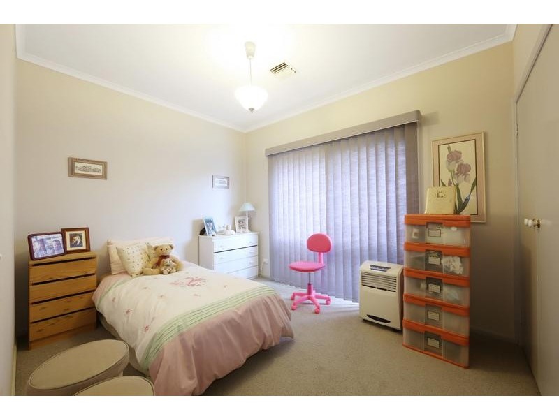 8 Kincaid Court, Ferntree Gully VIC 3156