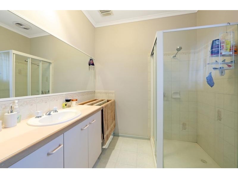 8 Kincaid Court, Ferntree Gully VIC 3156