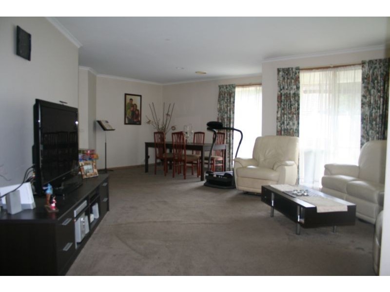 7 Roger Court, Rowville VIC 3178