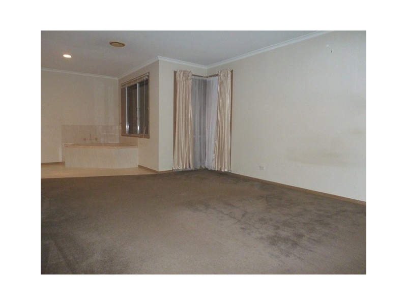 7 Roger Court, Rowville VIC 3178