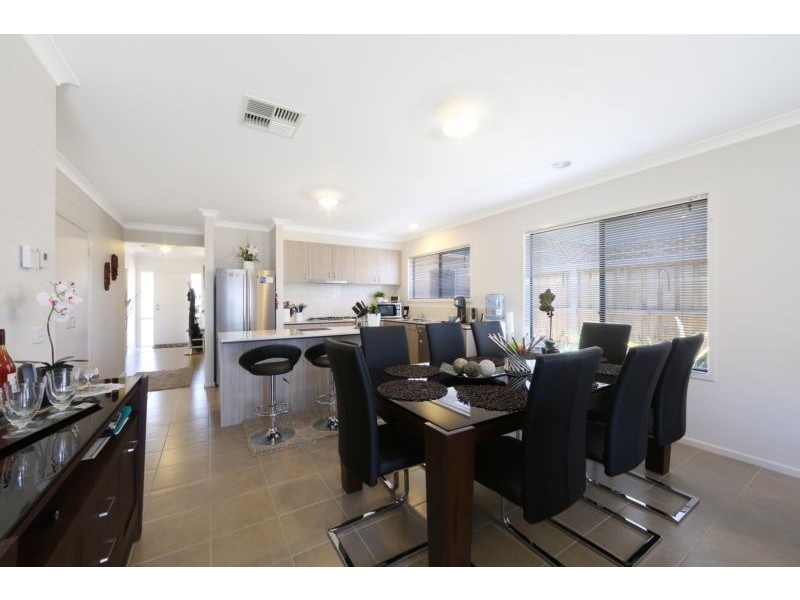 26 Bloom Avenue, Wantirna South VIC 3152