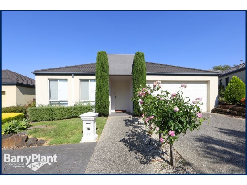 69 Sovereign Manors, Rowville VIC 3178