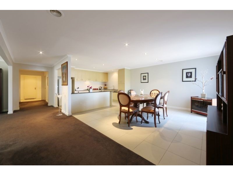 69 Sovereign Manors, Rowville VIC 3178