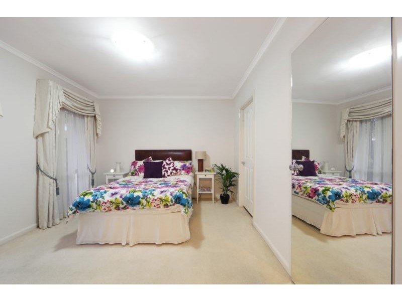 124 Waradgery Drive, Rowville VIC 3178