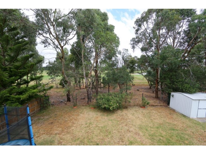 124 Waradgery Drive, Rowville VIC 3178