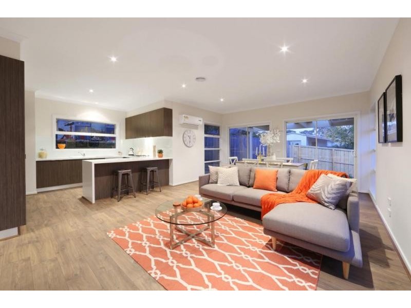 2/2 Carrara Road, Rowville VIC 3178