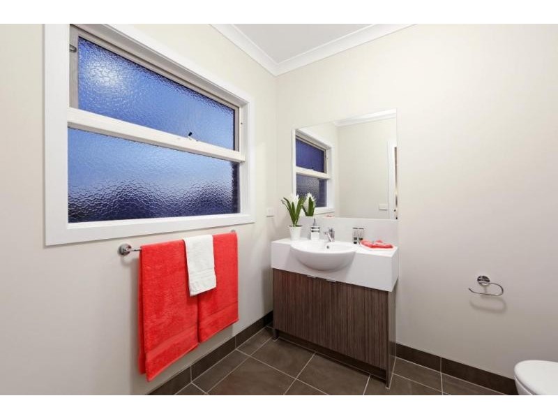 2/2 Carrara Road, Rowville VIC 3178