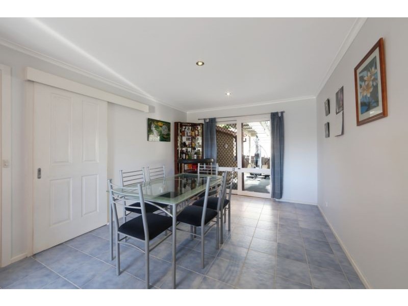 179 Dandelion Drive, Rowville VIC 3178