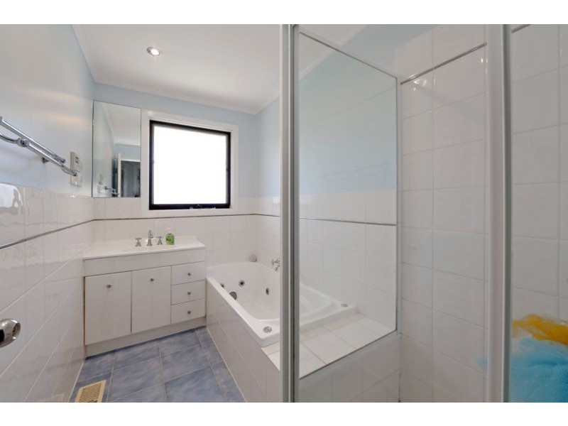 179 Dandelion Drive, Rowville VIC 3178